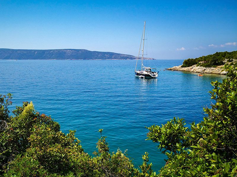 Sail in Cres