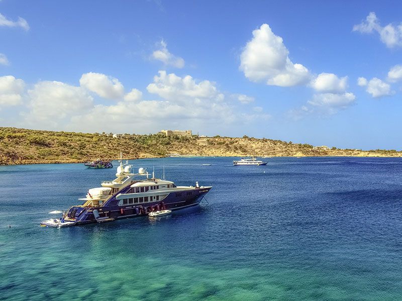 Luxury yacht rental Greece