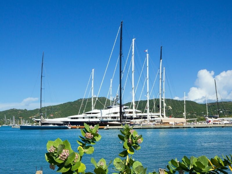 Antigua Luxury Yacht Charter