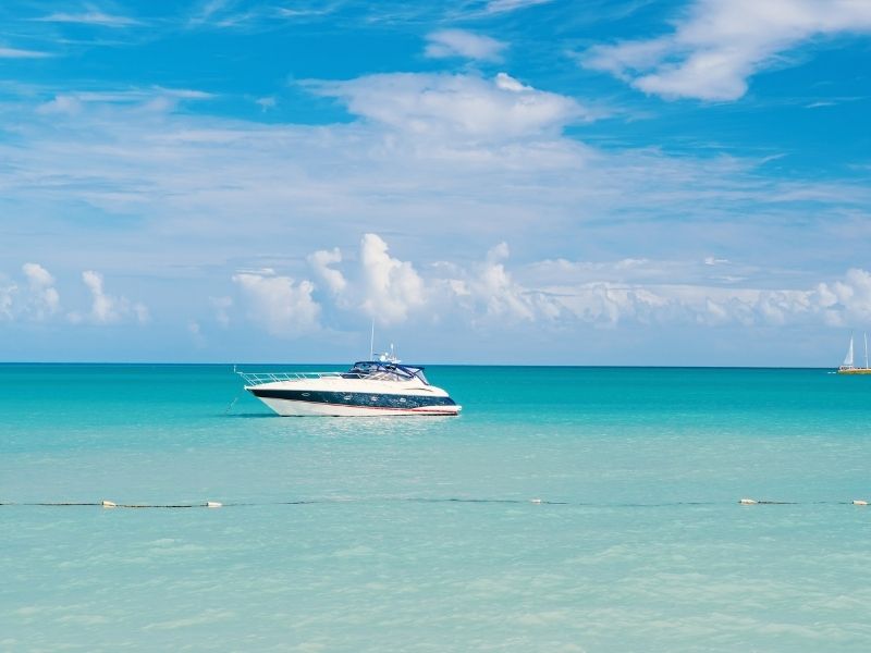 Antigua Motor Yacht Charter