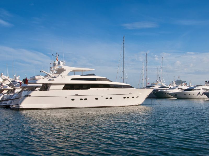 Indian Ocean Luxury Yacht Charter